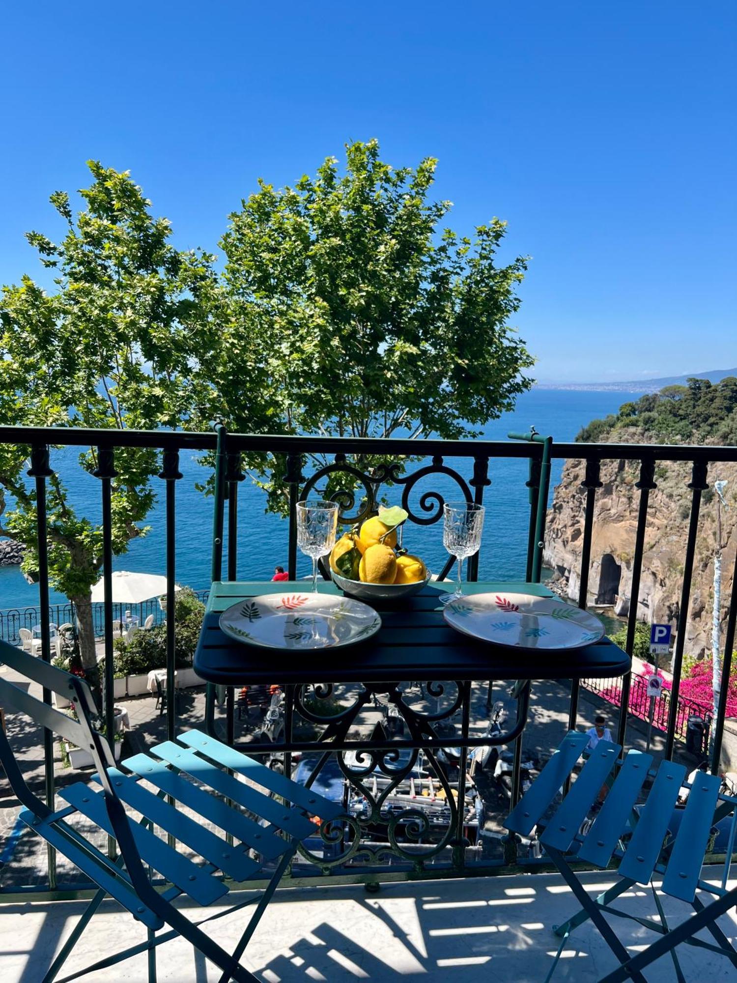 Mavi Apartments Piano di Sorrento Buitenkant foto